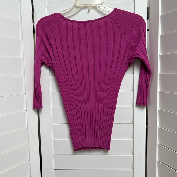 TOP by JOSEPH A SIZE S MAUVE USED LIKE NEW - Picture 2 of 6